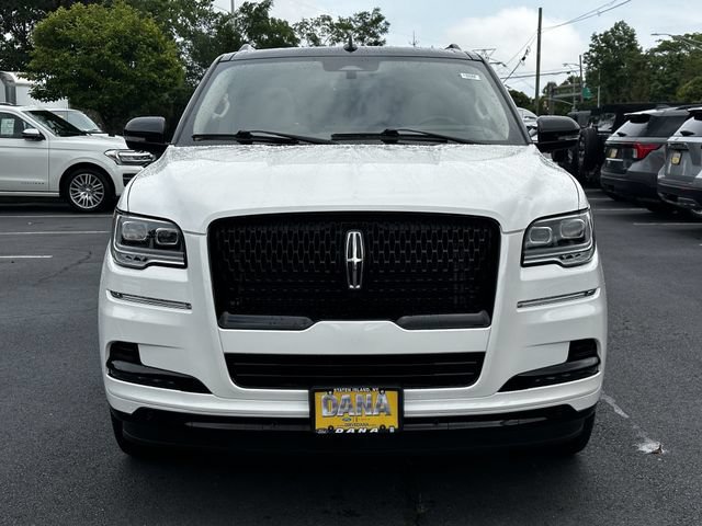 Certified 2024 Lincoln Navigator Reserve w/ Monochromatic Package AWD/4WD image 2