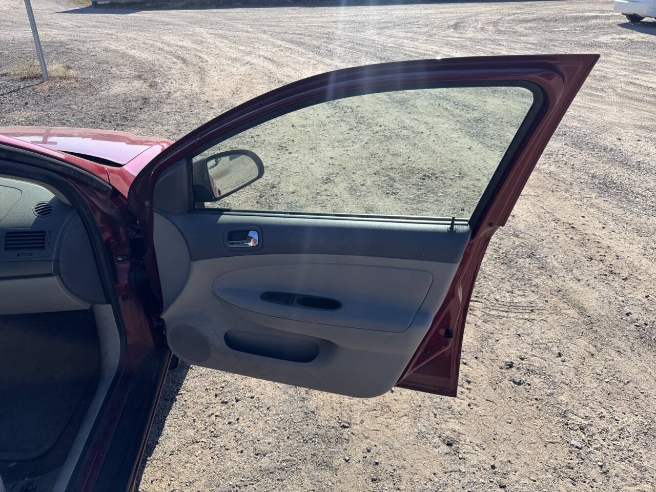 Used 2007 Chevrolet Cobalt LT FWD image 29