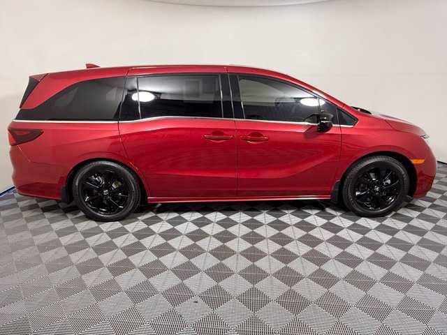 Used 2023 Honda Odyssey Sport image 7