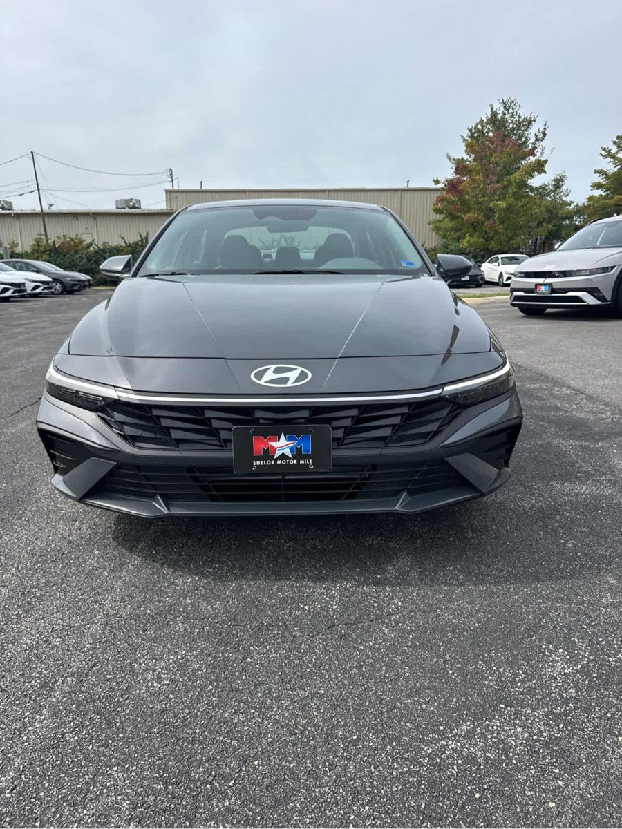 New 2026 Hyundai Elantra SE FWD image 11