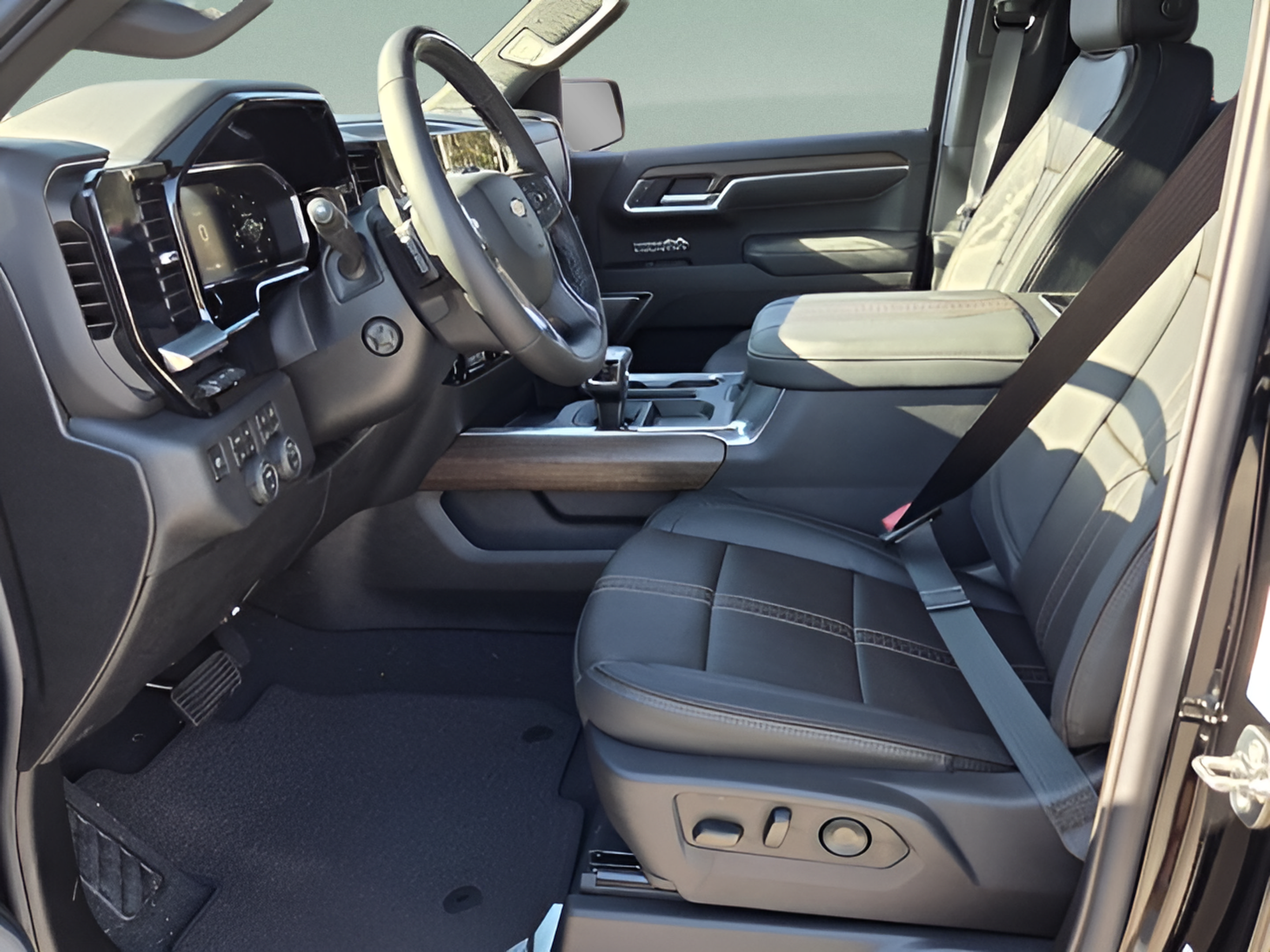 New 2026 Chevrolet Silverado 1500 High Country w/ Technology Package AWD/4WD image 9