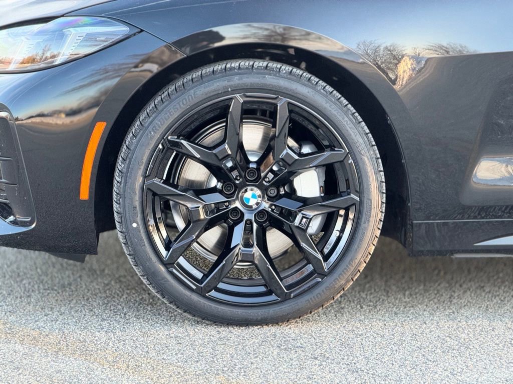 New 2026 BMW 430i xDrive Coupe w/ M Sport Package AWD/4WD image 2