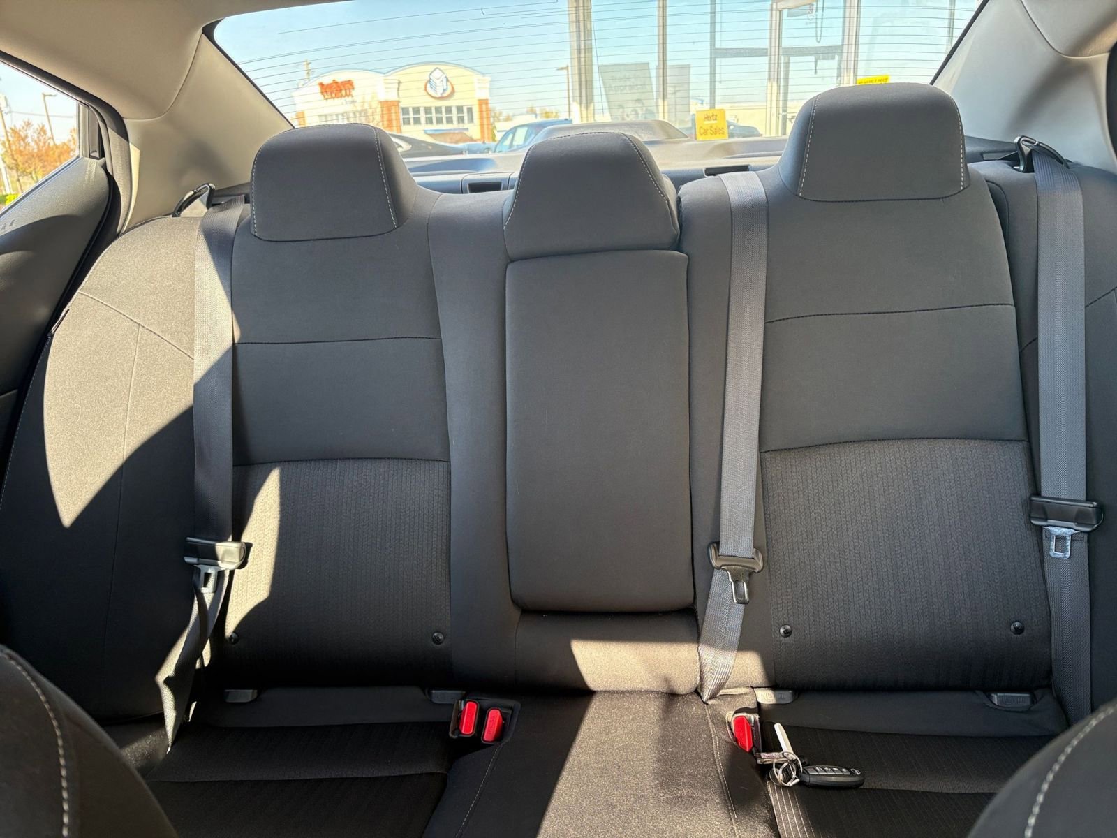 Used 2025 Nissan Altima 2.5 SV FWD image 38