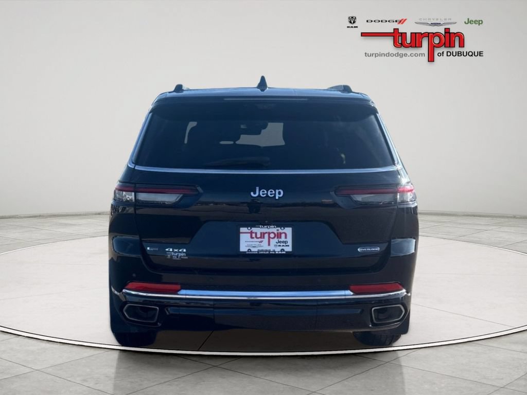 Used 2021 Jeep Grand Cherokee L Overland w/ Luxury Tech Group IV AWD/4WD image 3