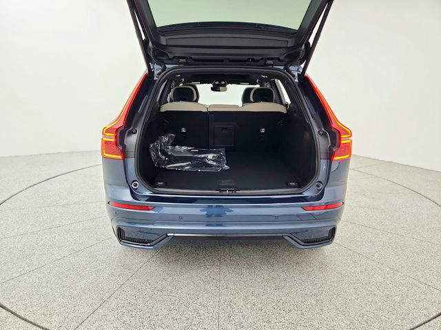 New 2026 Volvo XC60 B5 Core image 15