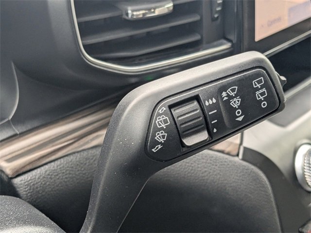 Used 2020 Ford Explorer Limited w/ Class III Trailer Tow Package image 27