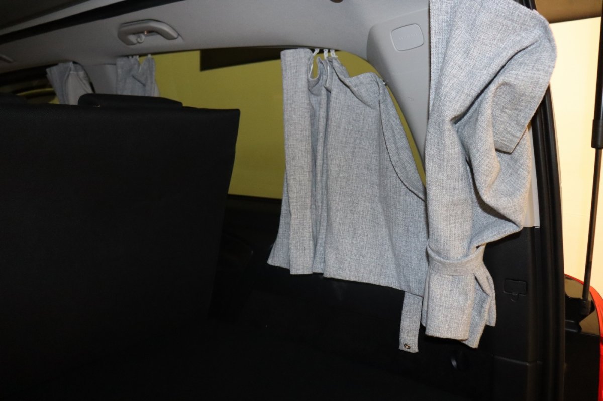 Used 2019 Mercedes-Benz Metris w/ Premium Safety Package image 33