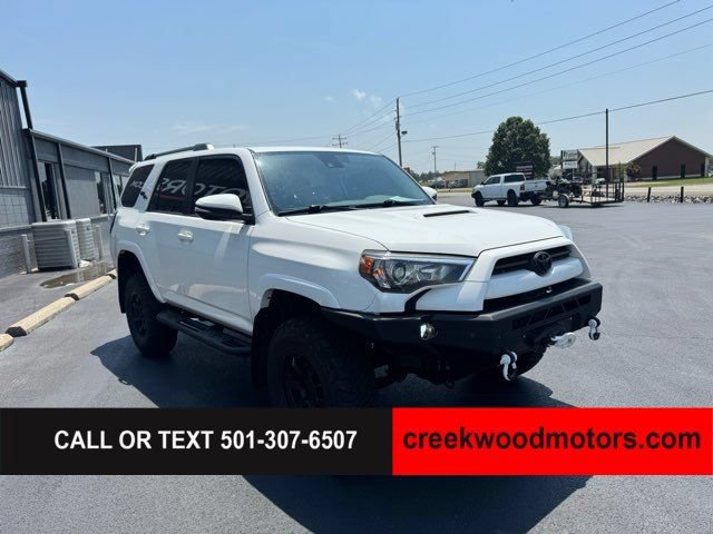 Used 2022 Toyota 4Runner TRD Off-Road Premium AWD/4WD image 2