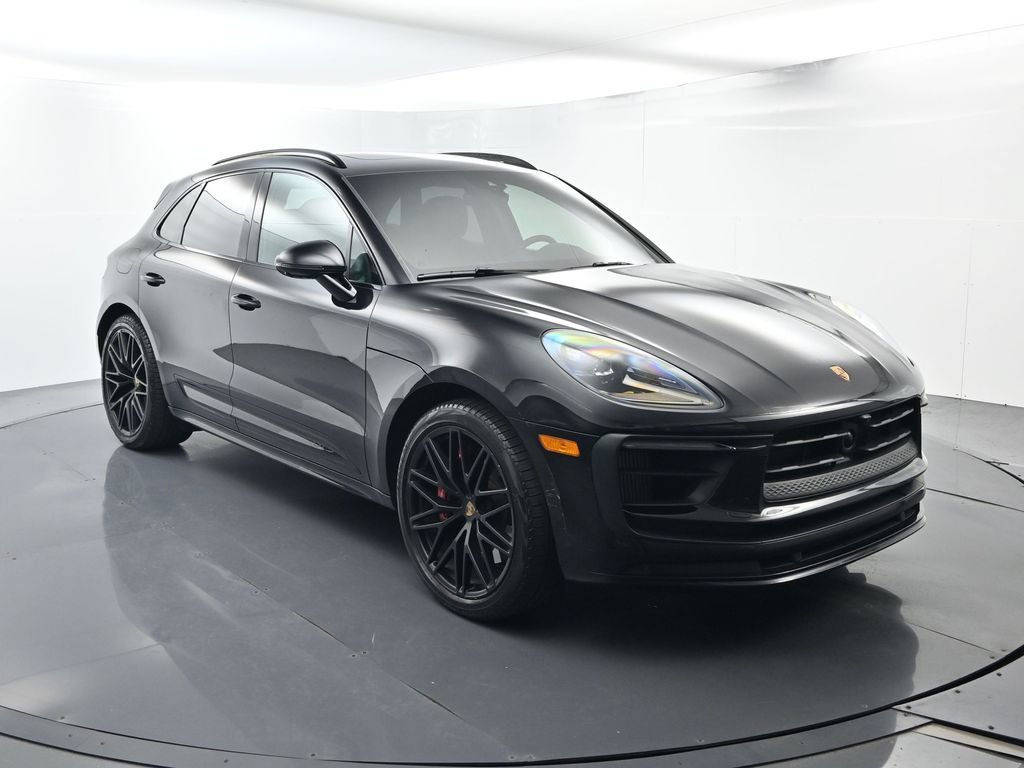 Certified 2024 Porsche Macan GTS AWD/4WD image 17