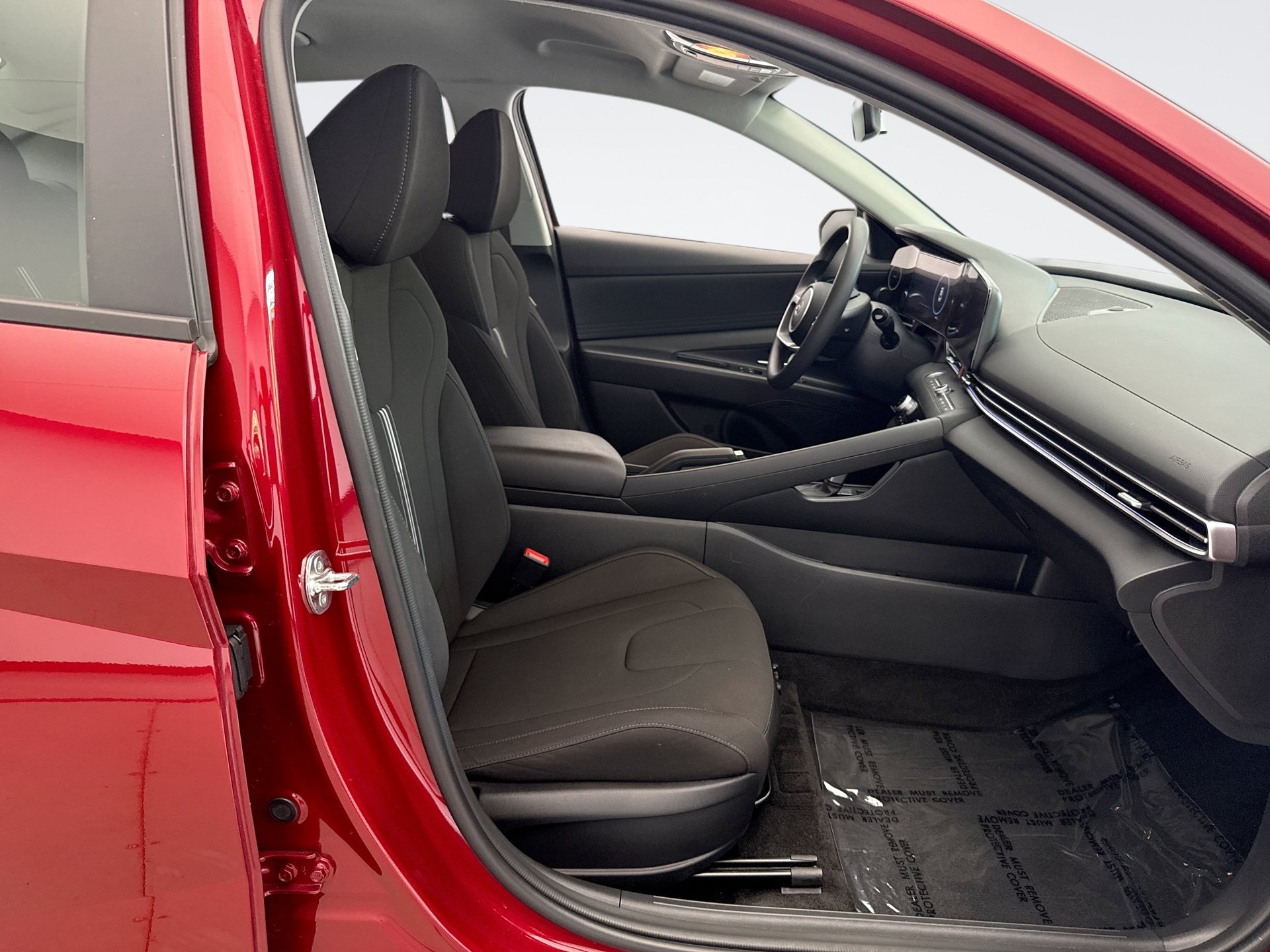 Used 2024 Hyundai Elantra SEL FWD image 17
