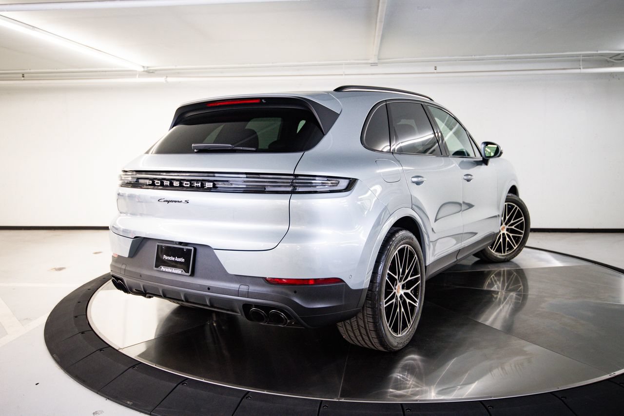 Certified 2026 Porsche Cayenne S AWD/4WD image 7