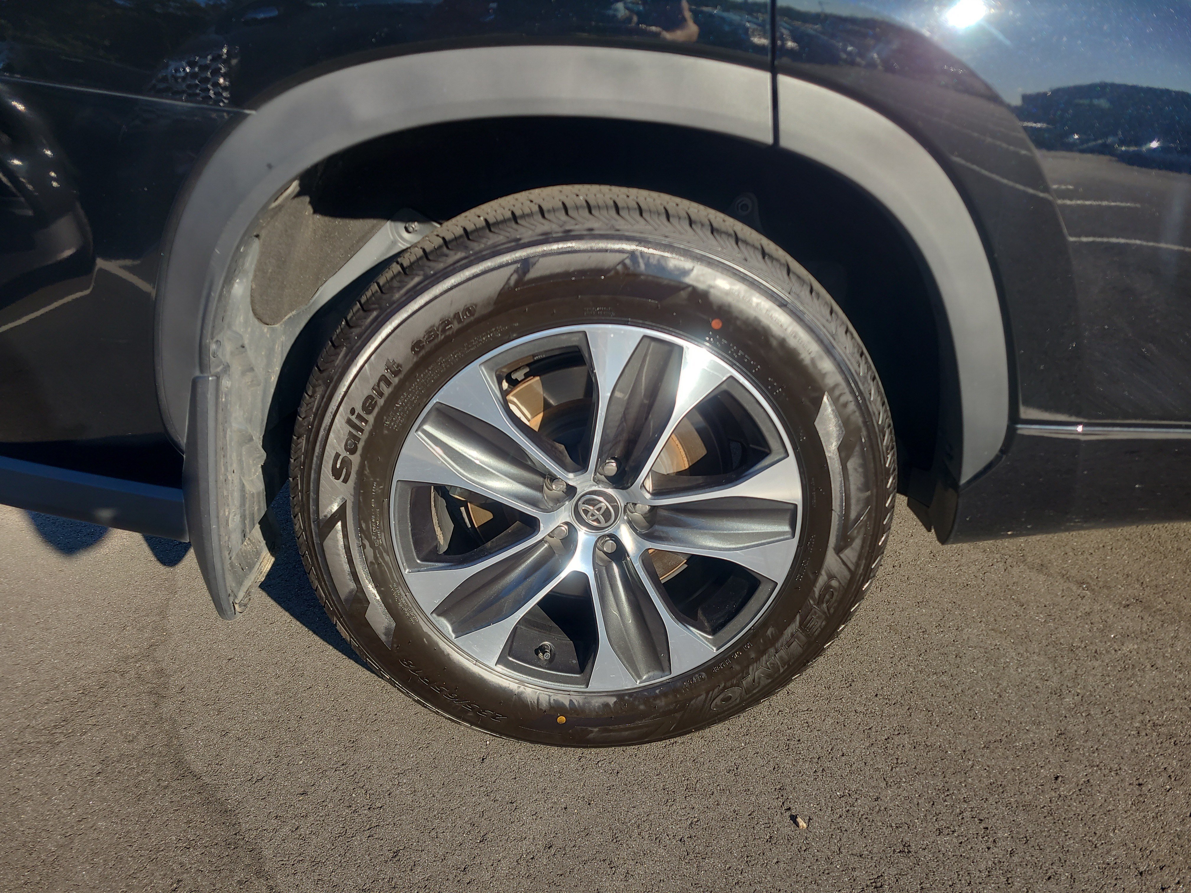 Certified 2026 Toyota Highlander XLE AWD/4WD image 11
