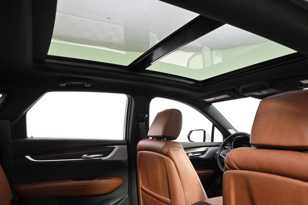 New 2026 Cadillac XT5 Premium Luxury AWD/4WD image 17