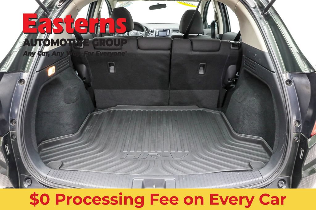 Used 2018 Honda HR-V LX image 9