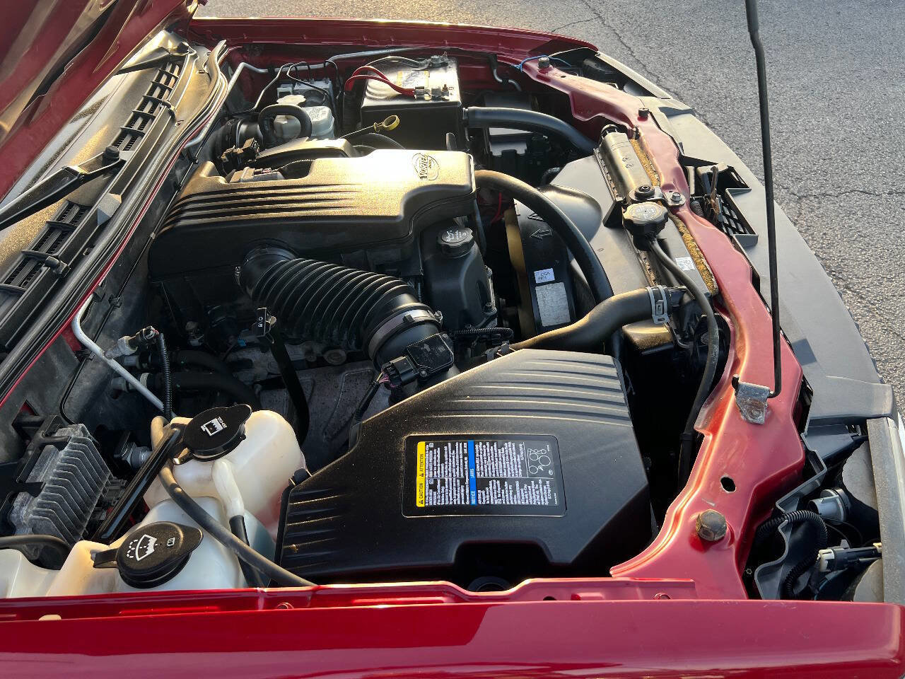 Used 2004 Chevrolet Colorado 2WD Regular Cab image 36