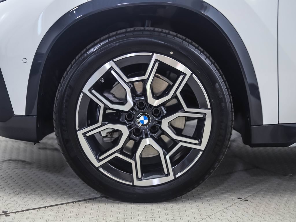 Used 2026 BMW X1 xDrive28i w/ Convenience Package AWD/4WD image 2
