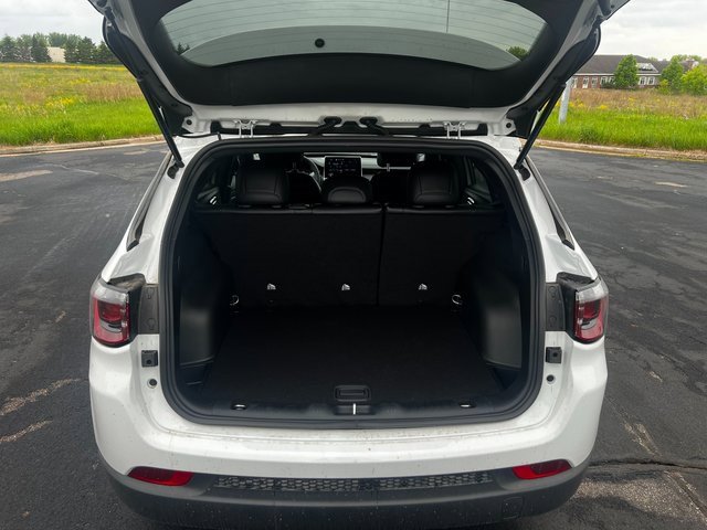 New 2025 Jeep Compass Latitude w/ Altitude Special Edition image 6