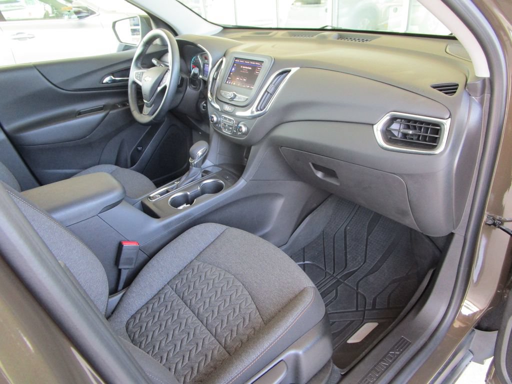 Used 2023 Chevrolet Equinox LT FWD image 24