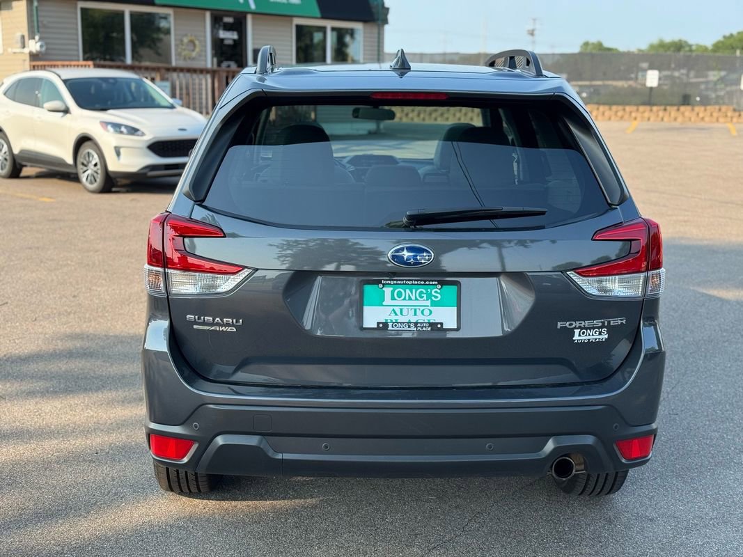 Used 2023 Subaru Forester Limited image 7