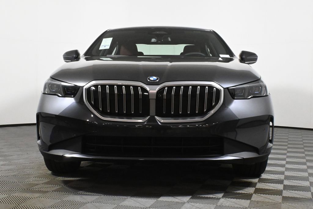Used 2026 BMW 530i xDrive w/ Premium Package image 10