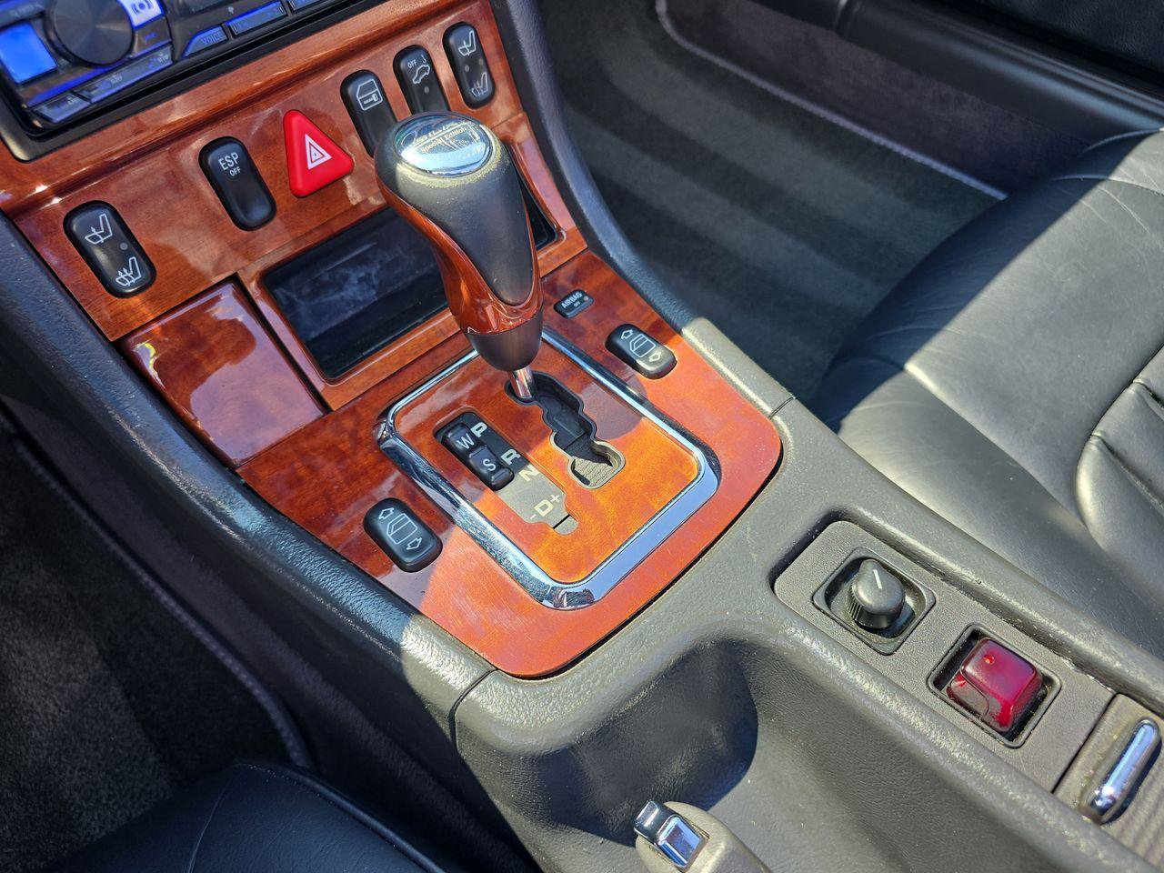 Used 2004 Mercedes-Benz SLK 320 image 10