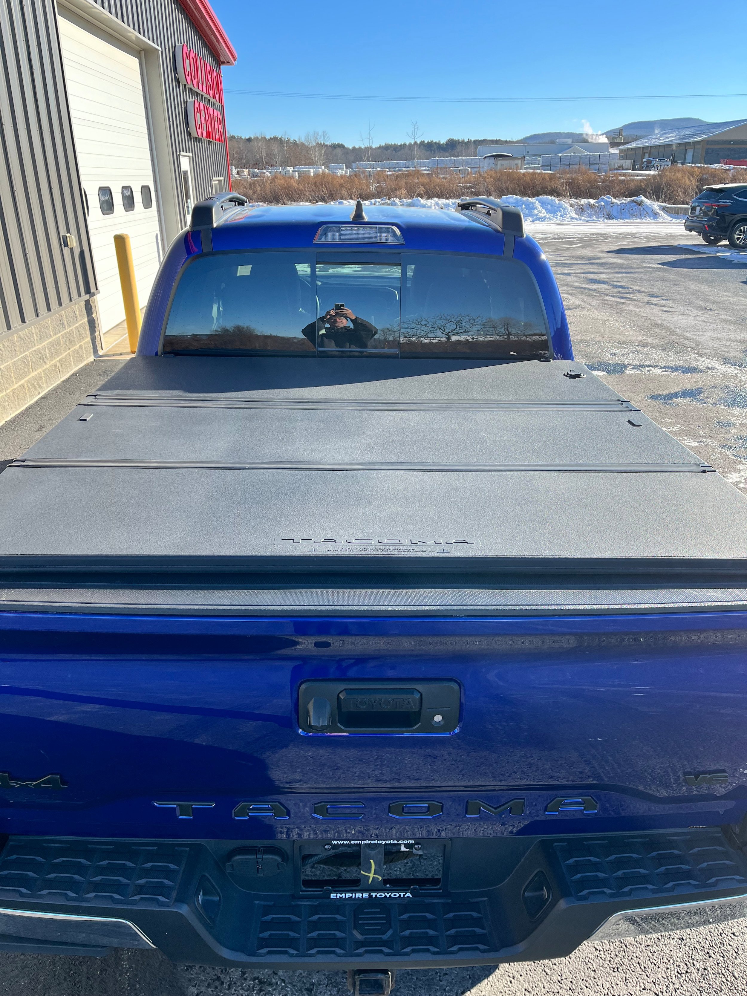 Certified 2023 Toyota Tacoma SR5 w/ Black Out Package (TMS) AWD/4WD image 5
