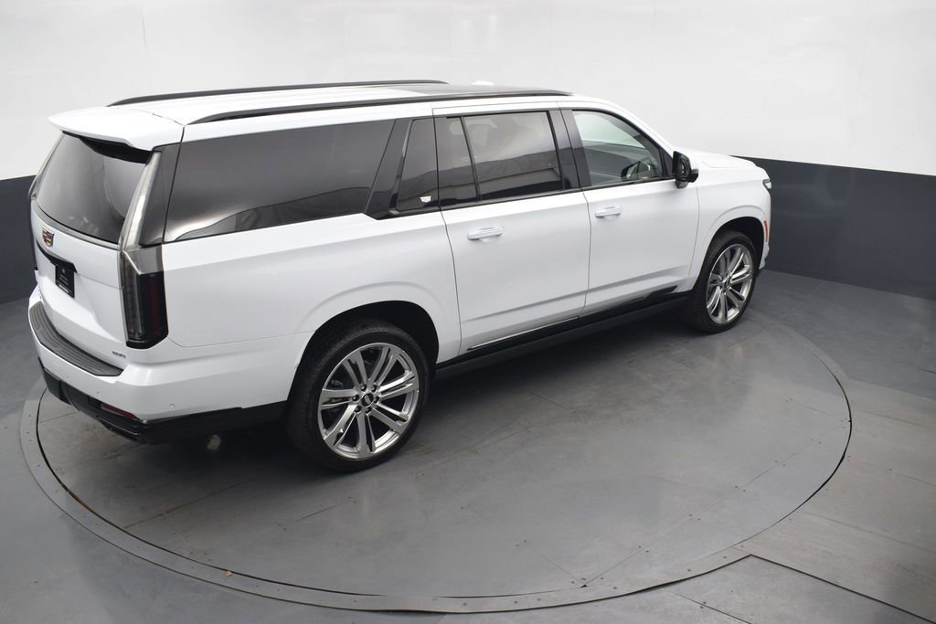 Certified 2026 Cadillac Escalade ESV Sport w/ Touring Package AWD/4WD image 44
