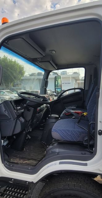 New 2025 Chevrolet Low Cab Forward 5500XG RWD image 8