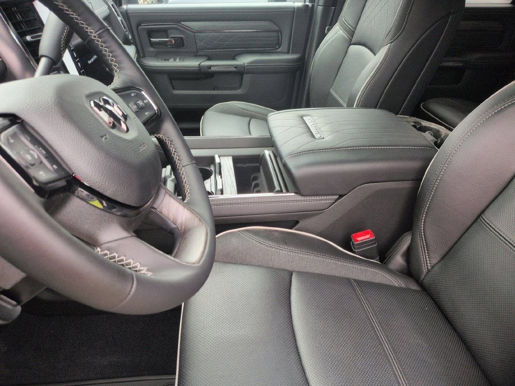 New 2026 RAM 3500 Limited AWD/4WD image 14