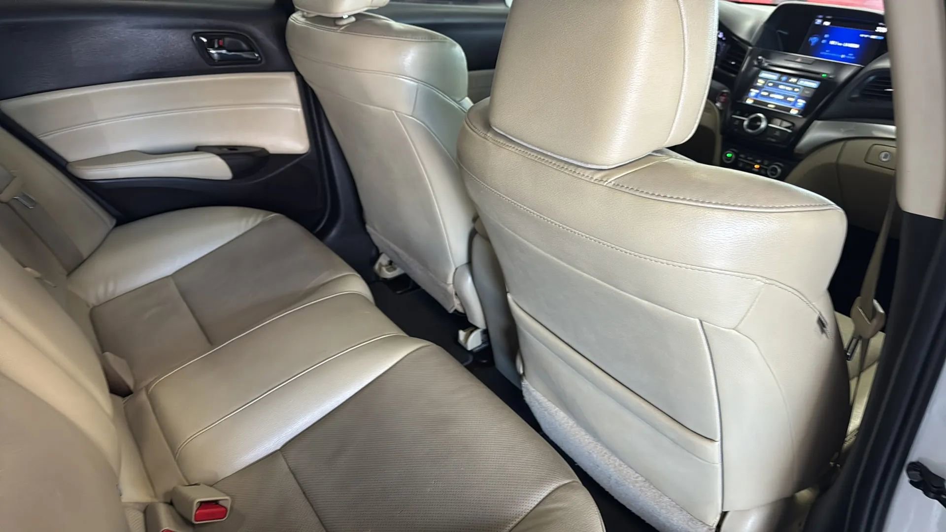 Used 2016 Acura ILX FWD image 30