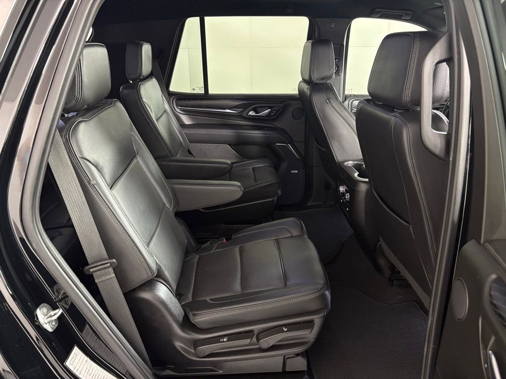 Used 2024 GMC Yukon Denali RWD image 44