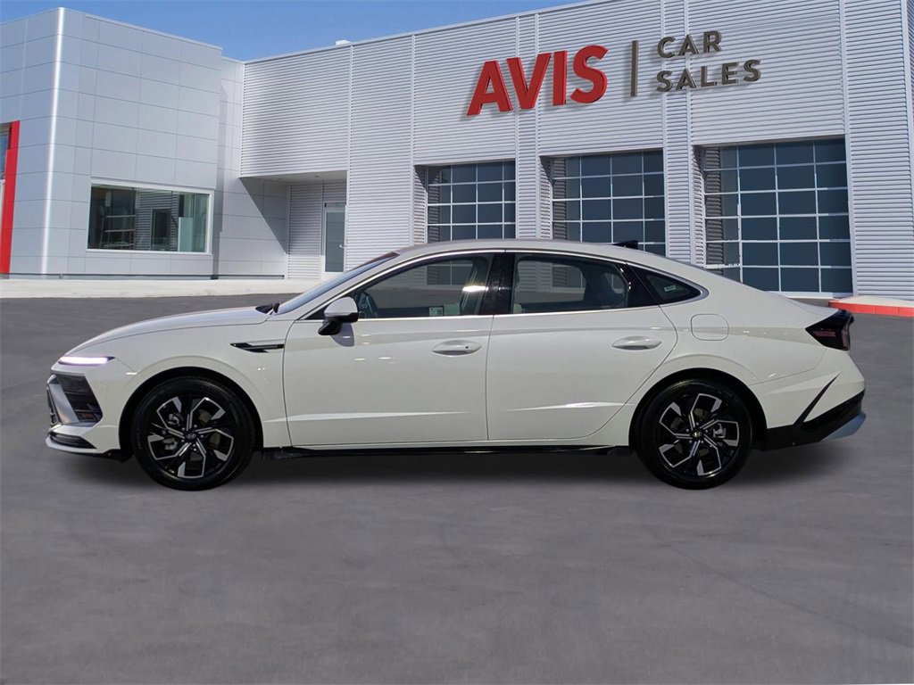 Used 2025 Hyundai Sonata SEL image 2