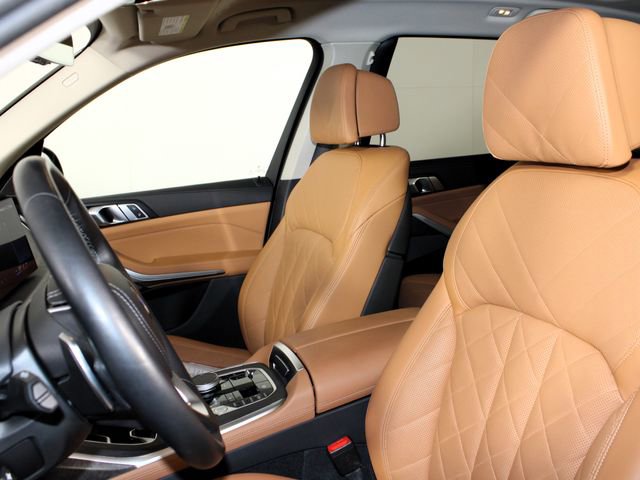 Used 2024 BMW X7 xDrive40i w/ Premium Package image 21
