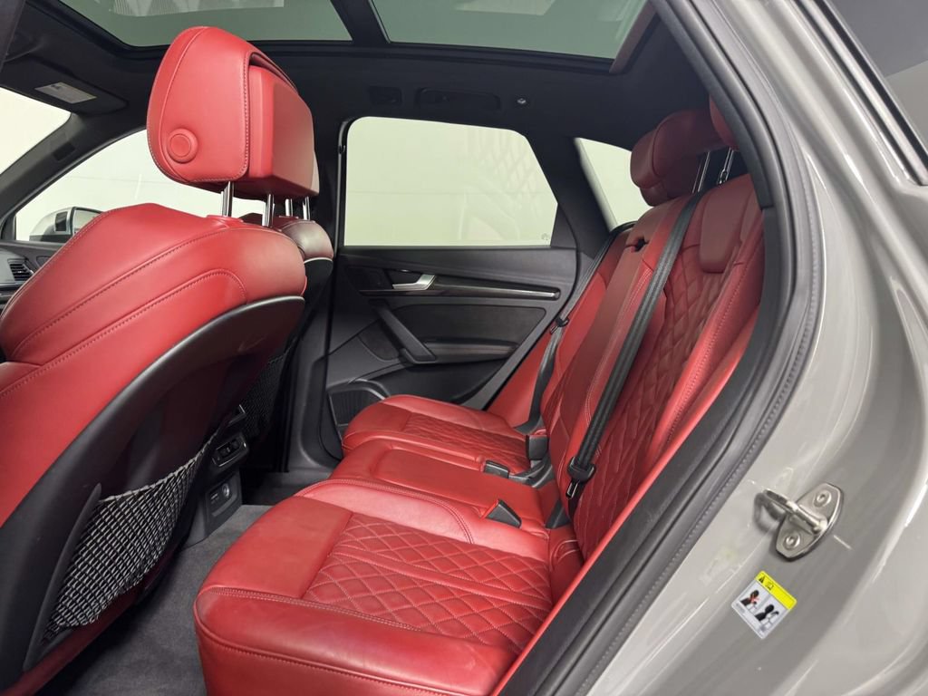 Used 2019 Audi SQ5 Premium Plus w/ Premium Plus Package AWD/4WD image 33