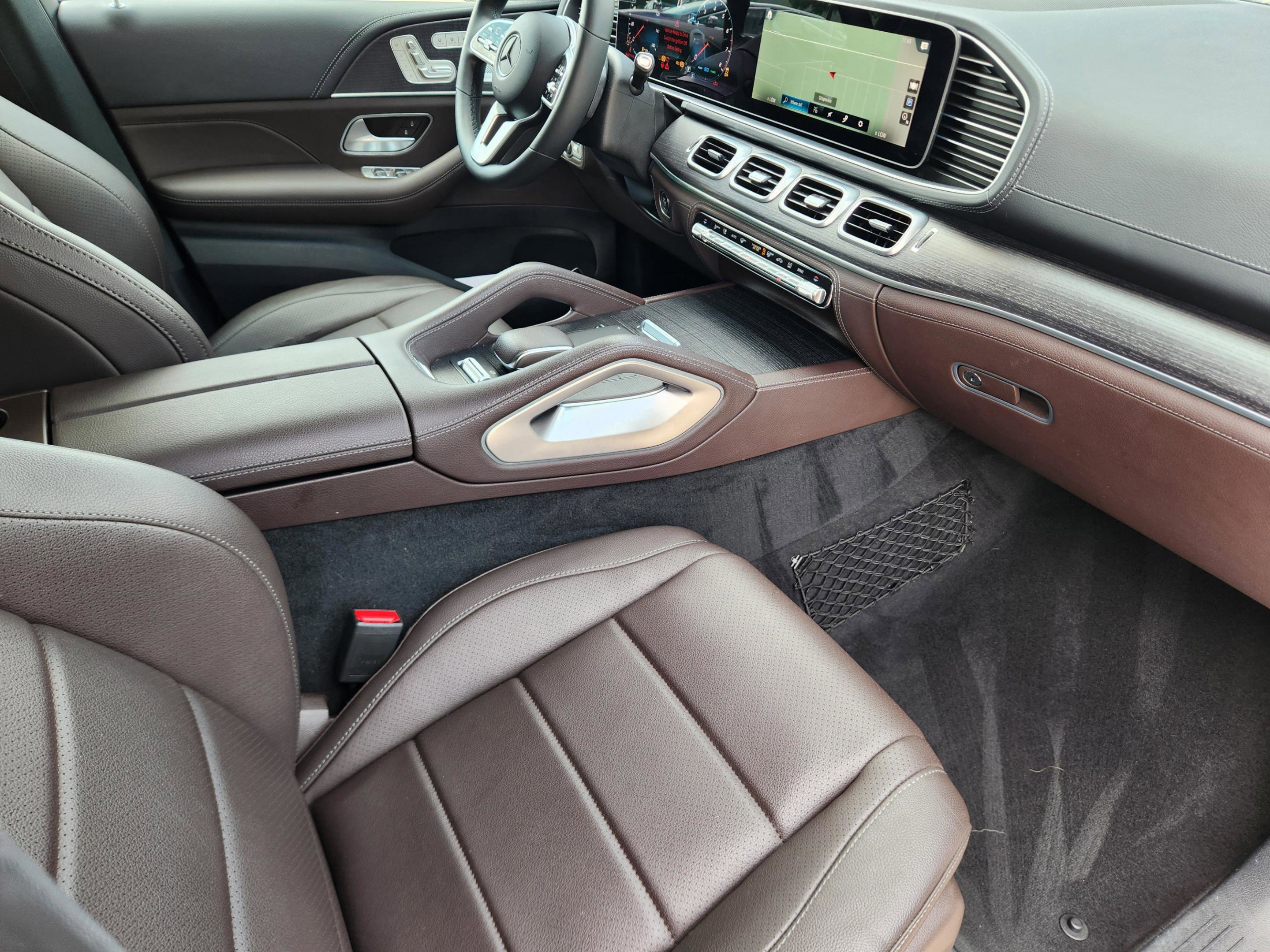 Used 2021 Mercedes-Benz GLS 450 4MATIC image 7