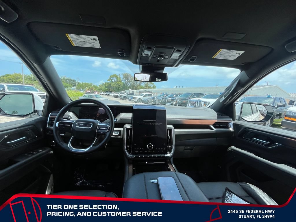 Used 2025 GMC Yukon Denali AWD/4WD image 32