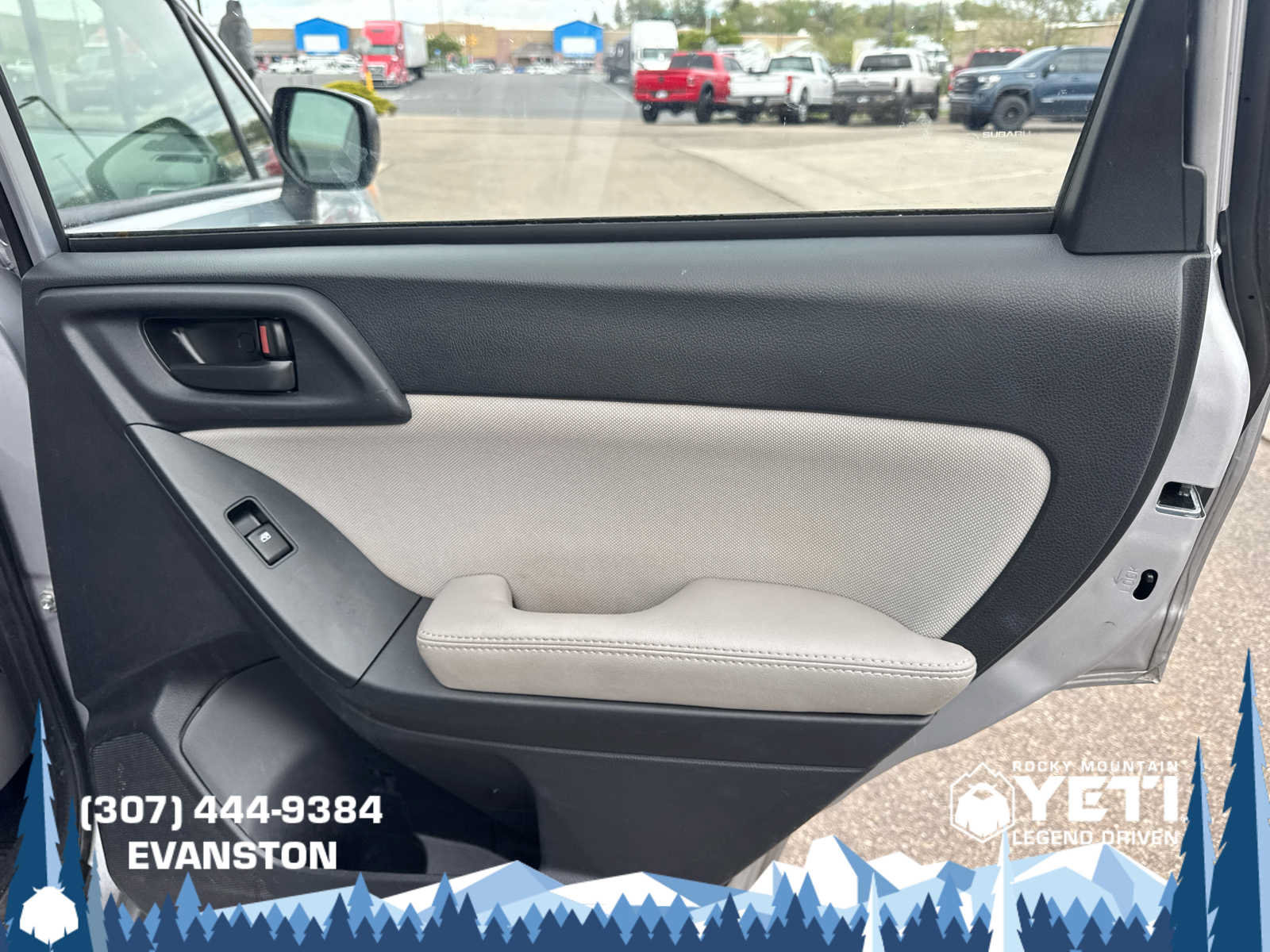 Used 2016 Subaru Forester 2.5i w/ Alloy Wheel Package AWD/4WD image 15