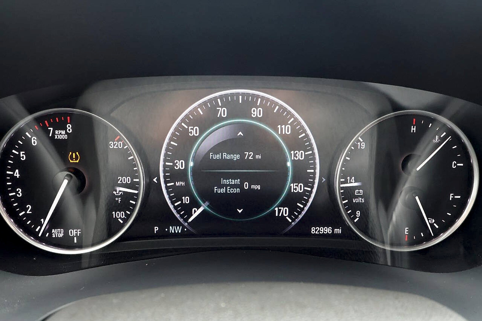 Used 2017 Buick LaCrosse Essence w/ Sun and Shade Package FWD image 29