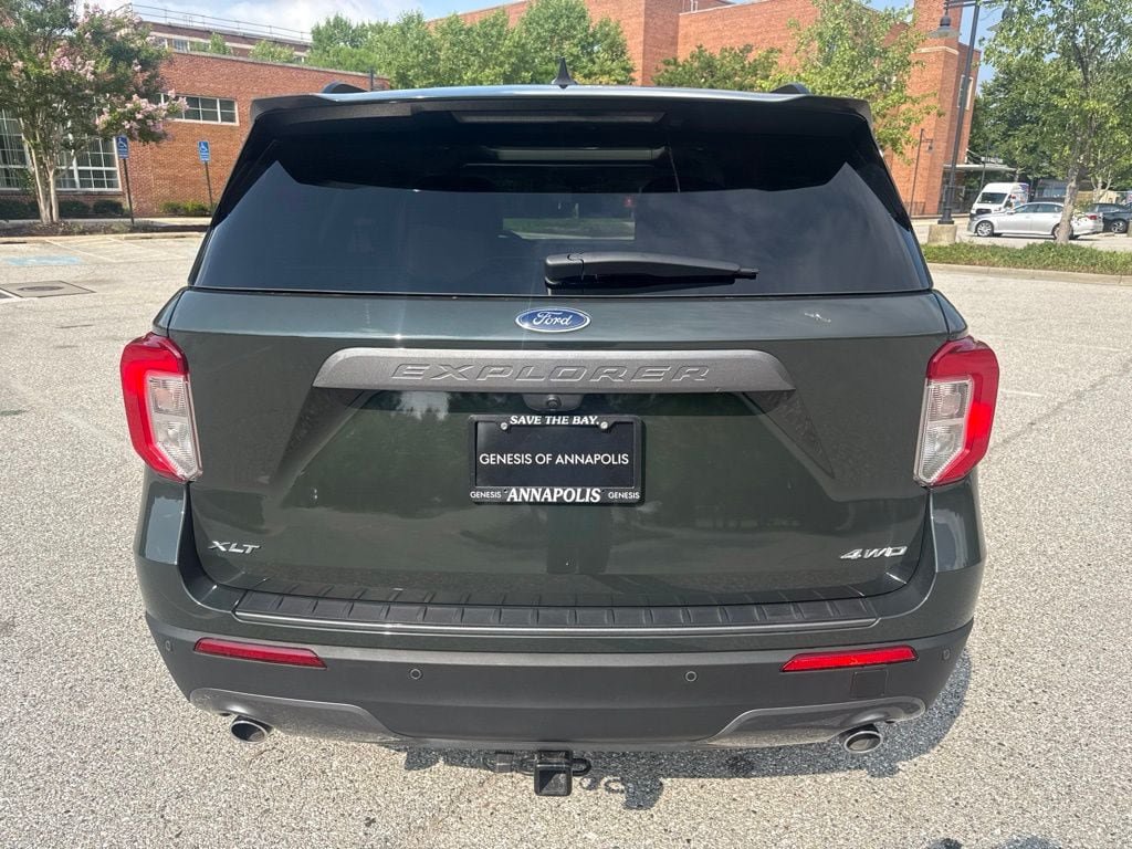 Used 2022 Ford Explorer XLT w/ Equipment Group 202A AWD/4WD image 8