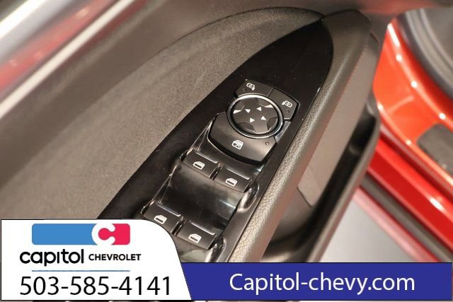 Used 2016 Ford Fusion SE FWD image 11