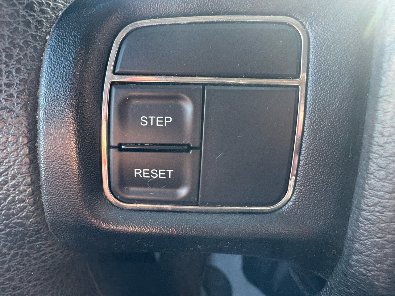 Used 2014 Dodge Grand Caravan SXT image 16