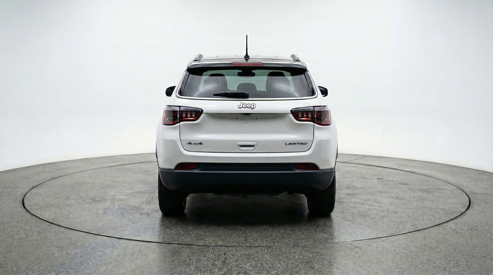Used 2025 Jeep Compass Limited AWD/4WD image 7