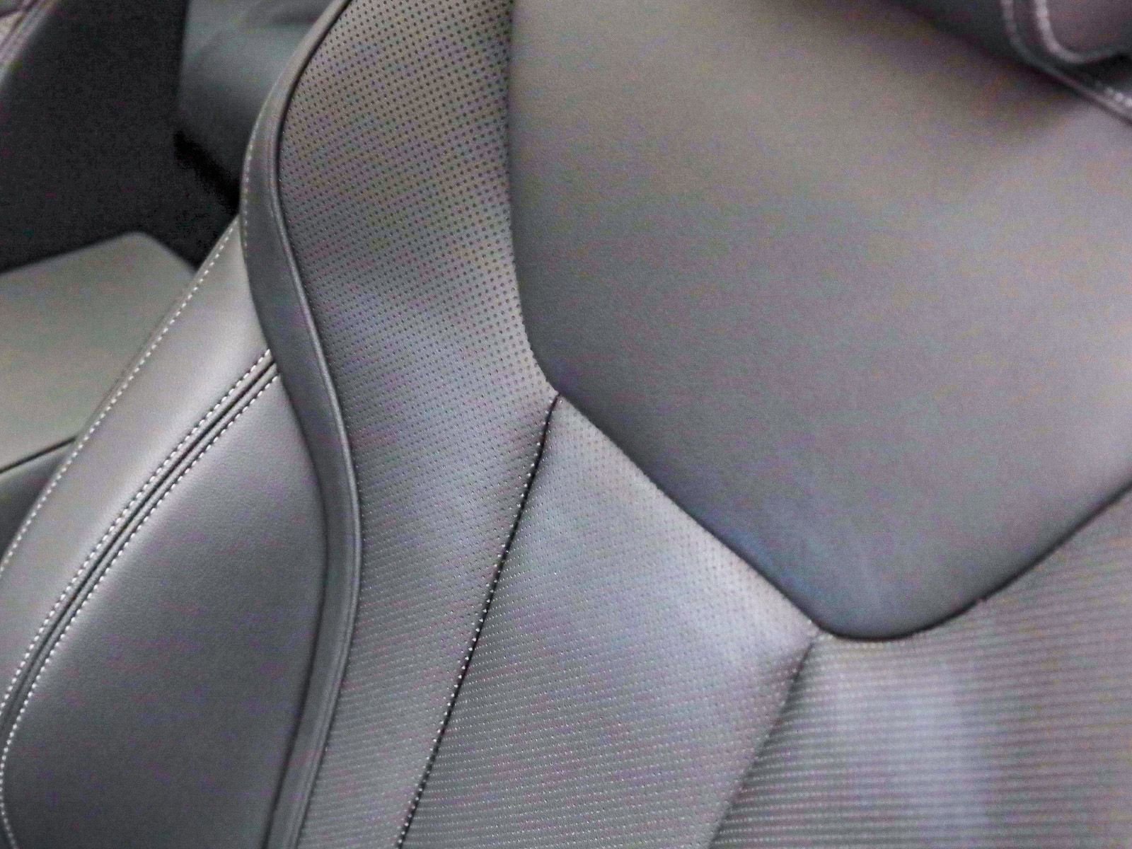Used 2026 BMW 430i Coupe w/ M Sport Package RWD image 17