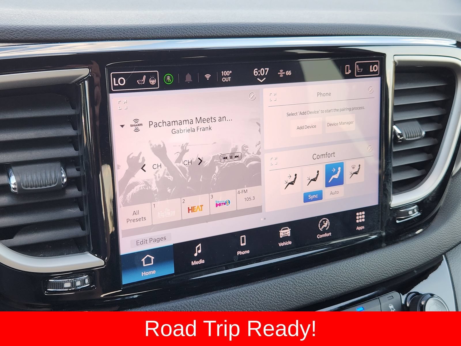 Used 2025 Chrysler Pacifica Select FWD image 24