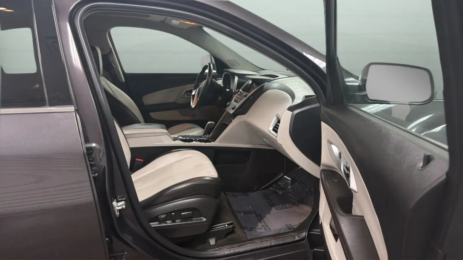 Used 2015 Chevrolet Equinox LTZ AWD/4WD image 21