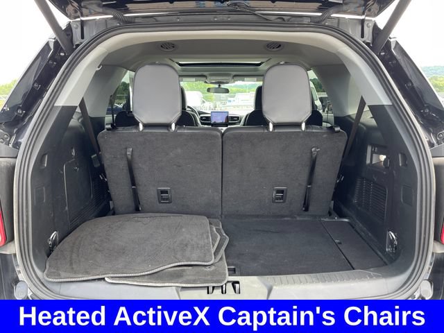 Used 2024 Ford Explorer XLT w/ Equipment Group 202A AWD/4WD image 28