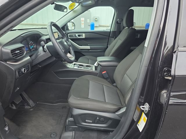 Used 2024 Ford Explorer XLT image 9