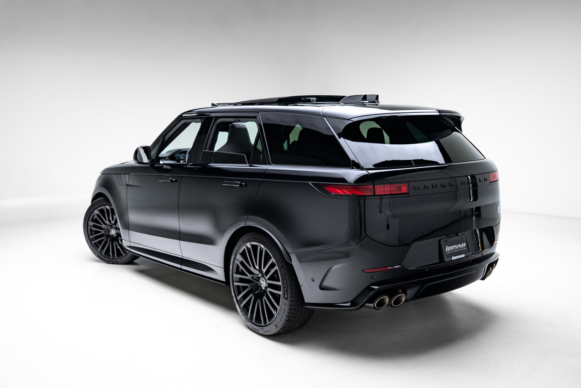 Used 2025 Land Rover Range Rover Sport SV Edition Two image 43