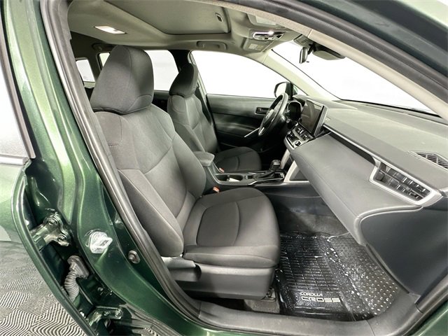 Used 2023 Toyota Corolla Cross LE image 26
