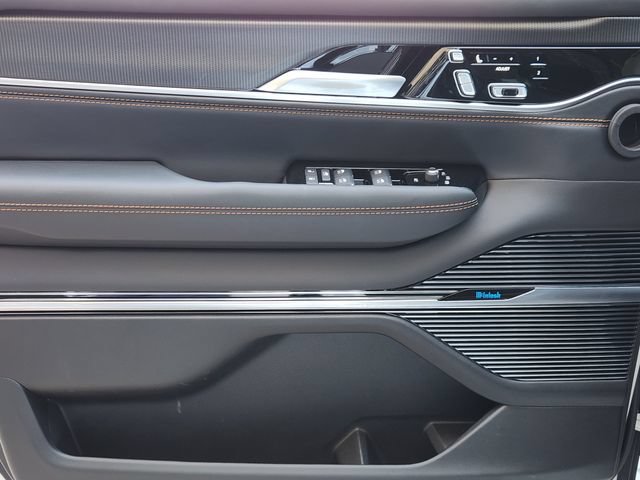 New 2026 Jeep Grand Wagoneer Summit AWD/4WD image 18